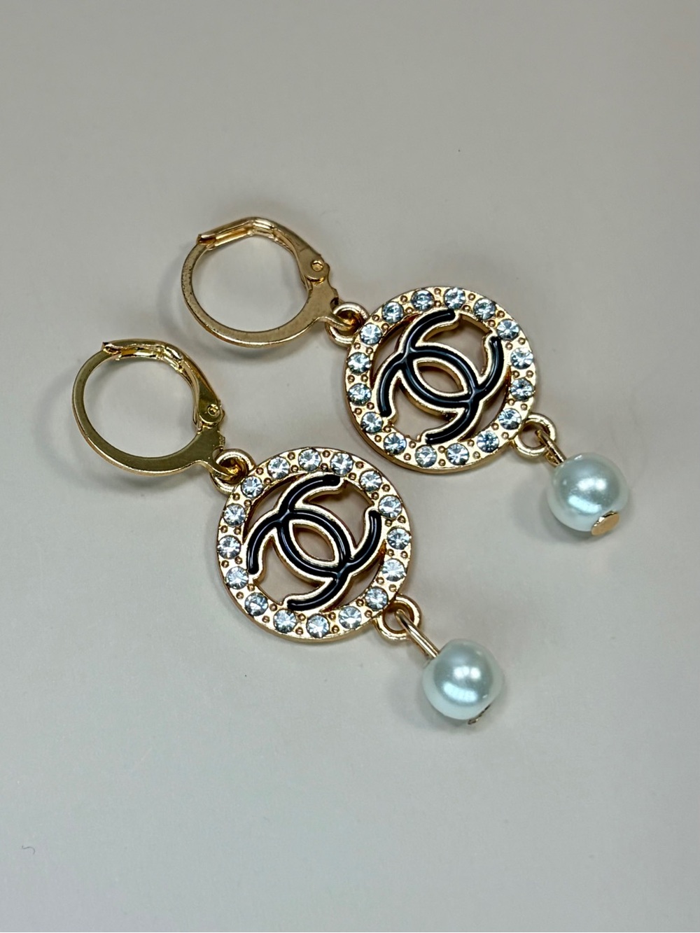 Dainty Gold-Tone Black & Pearl Drop Logo Hoop Earrings